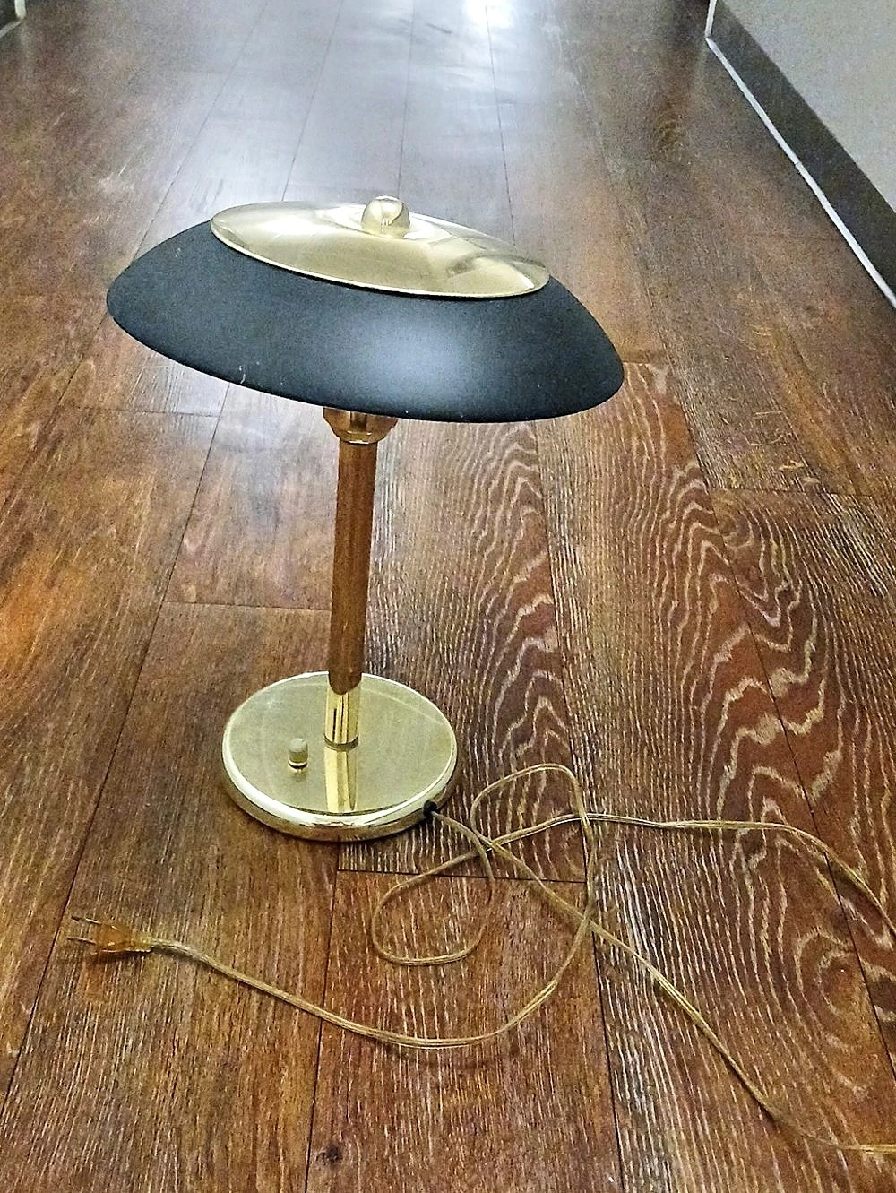 Vintage Mid Century Modern Table Lamp